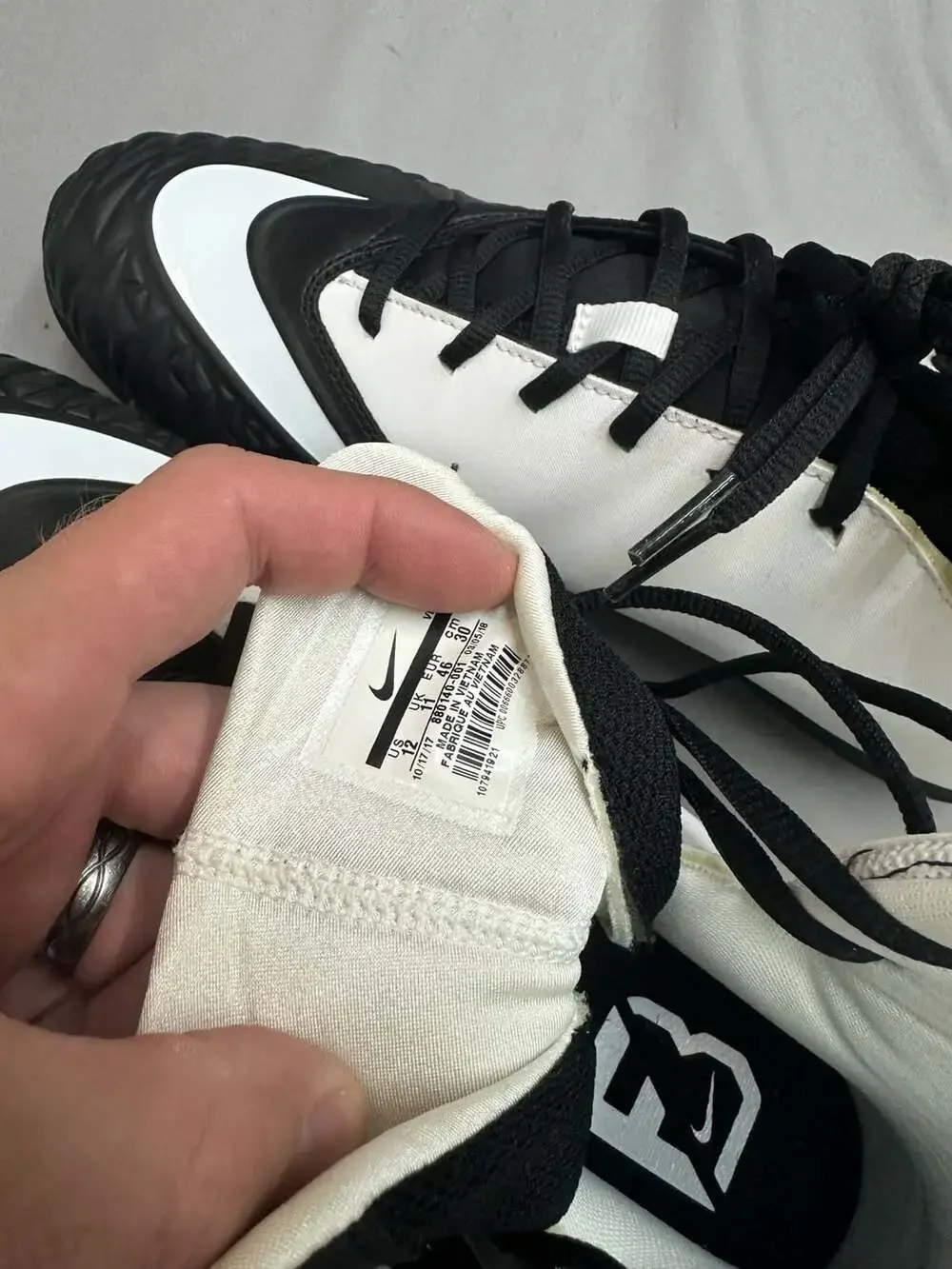 Nike Force Savage Varsity Football Cleats Black and White, Style 880140-001
